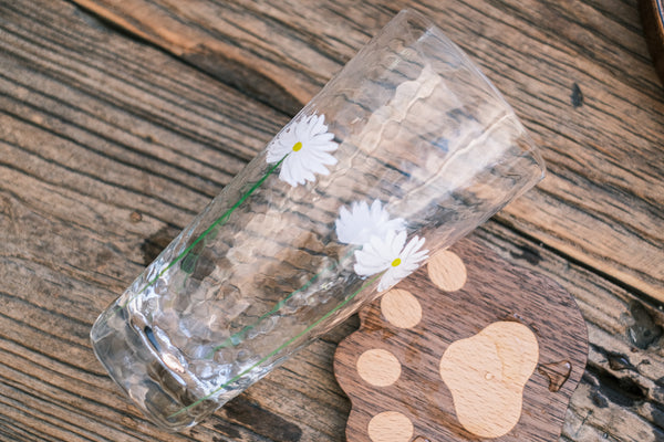 Daisy juice cup