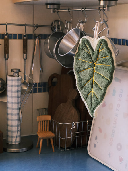 Tropical plant hand towel (one towel)