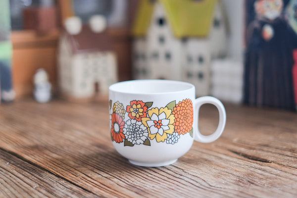 Chrysanthemum mug