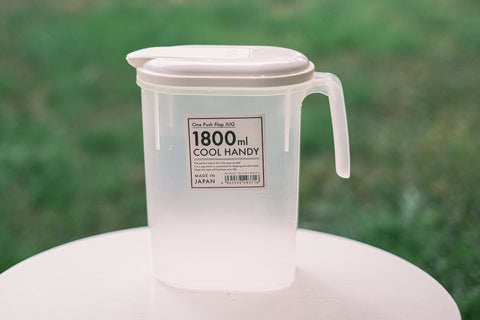 1.8 Litre sealing water jug with lid