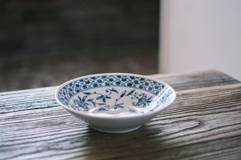 Ching Te Chen deep plate with floral and rimmed edge