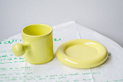 Egg mug mustard